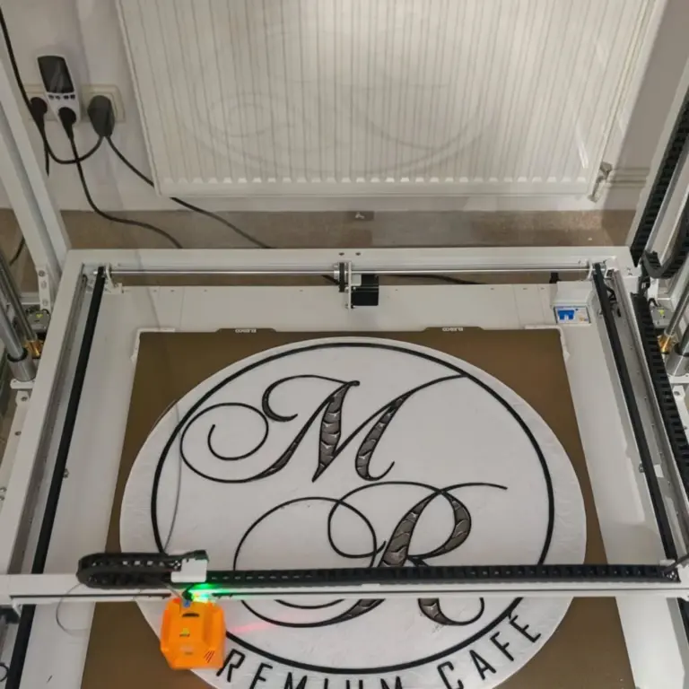 Instagram post from maitre.royal. This post is in position 0.